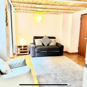 https://garibaldi-deluxe-suite.it-lombardy.com